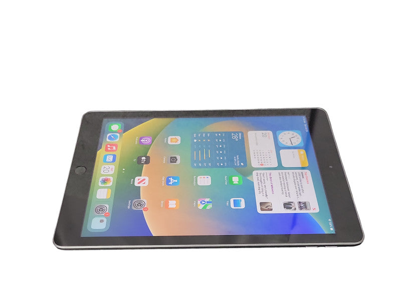 Apple iPad 5th Gen 32GB Unlocked, Wi-Fi Only Q_