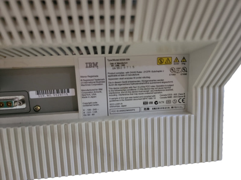 IBM ThinkVision C220p 20\\" CRT Monitor (Model 6558-03N)