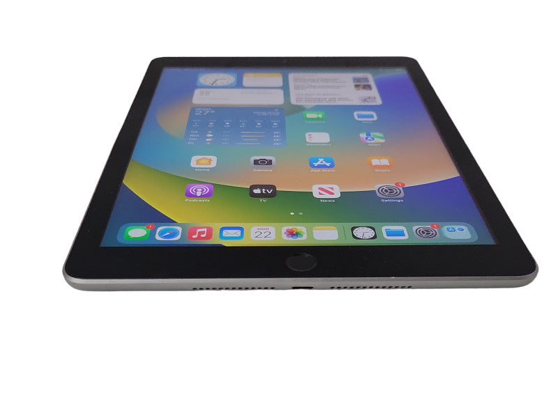 Apple iPad 5th Gen 32GB Unlocked, Wi-Fi Only _