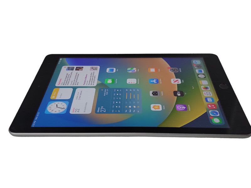 Apple iPad 5th Gen 32GB Unlocked, Wi-Fi Only _