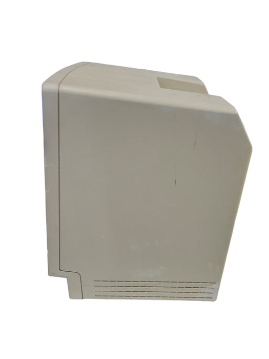 Macintosh Classic II (READ) %