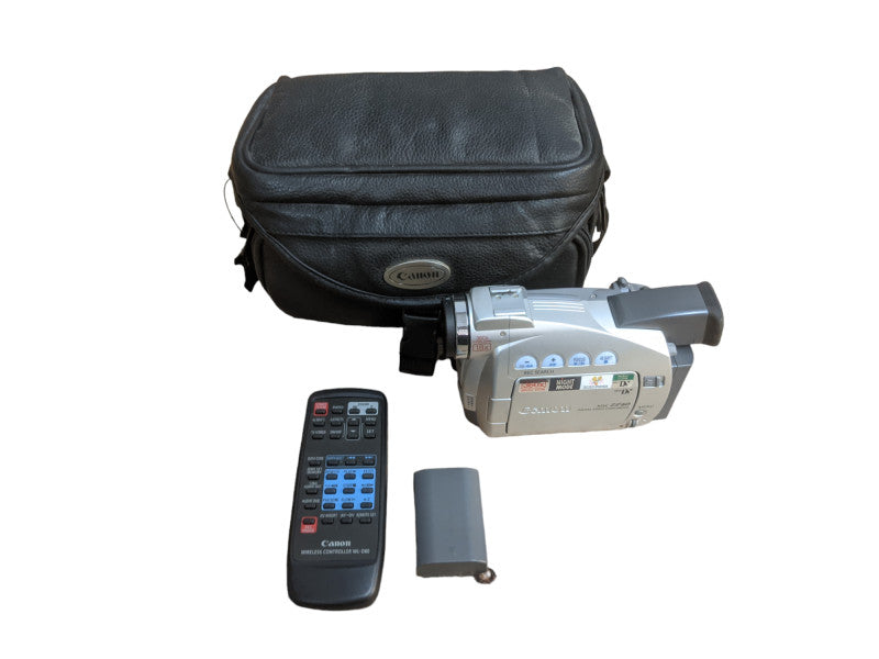 Canon ZR60 A MiniDV Digital Camcorder | w/ batteries and remote | *READ*