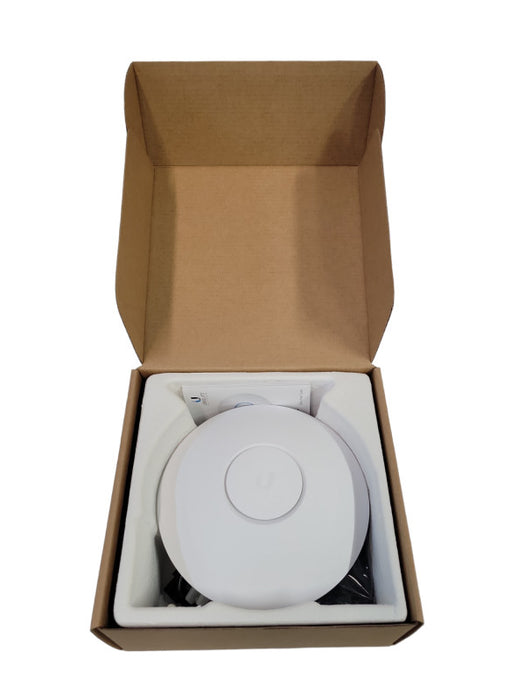 Ubiquity UniFi (UAP-AC-LR) 801.11ac Dual-Radio Long Range Access Point %