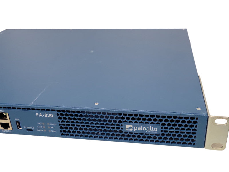Palo Alto PA-820 firewall security appliance 750-000120-00E _