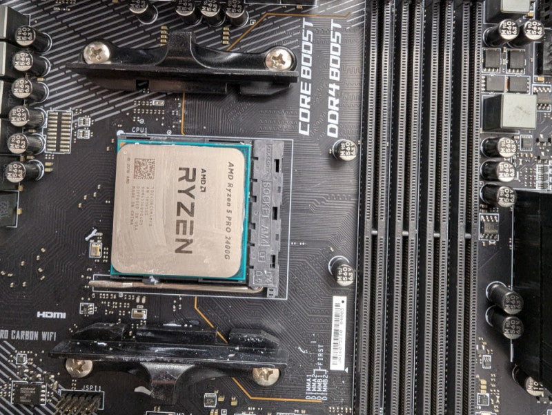 Custom Computer MPG X570 GAMING PRO CARBON WIFI Ryzen 5 2400G PLEASE READ  -