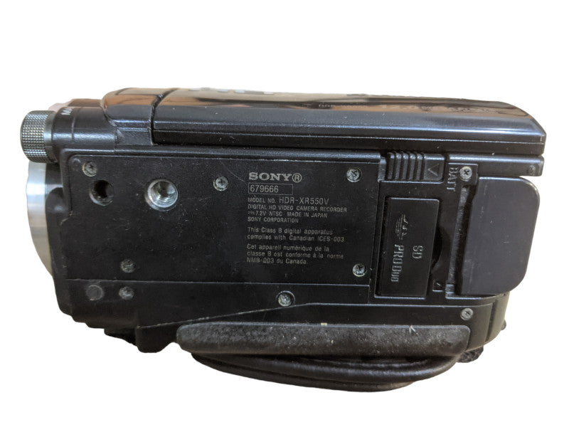 Sony Handycam Digital HD Camcorder HDR-XR550V | No SD Card