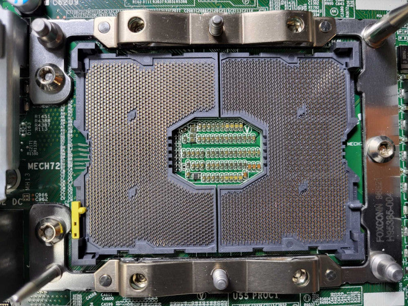 HPE ProLiant BL460c Gen10 Blade Server Barebones w/ 2x Heat sinks, READ $