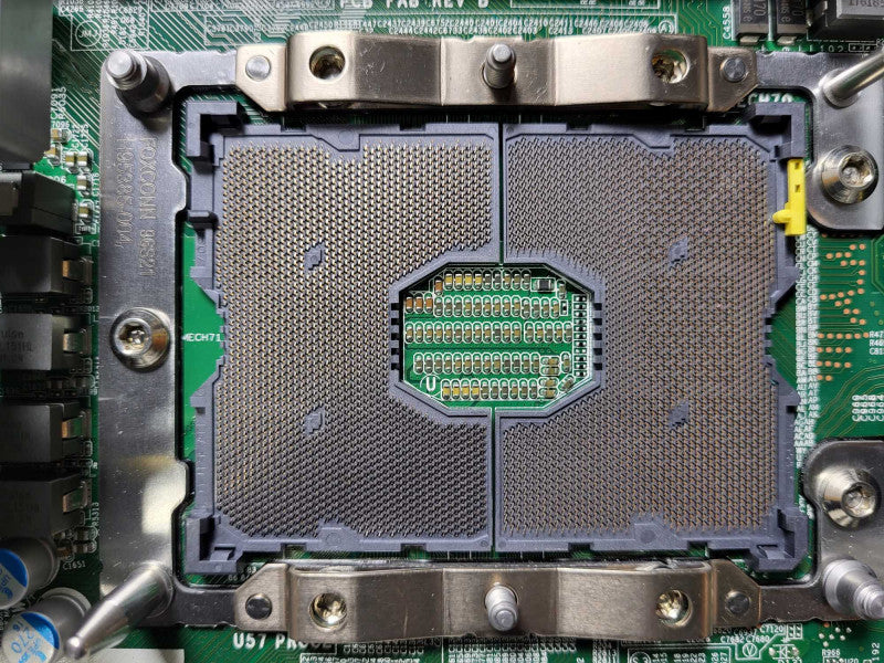 HPE ProLiant BL460c Gen10 Blade Server Barebones w/ 2x Heat sinks, READ $