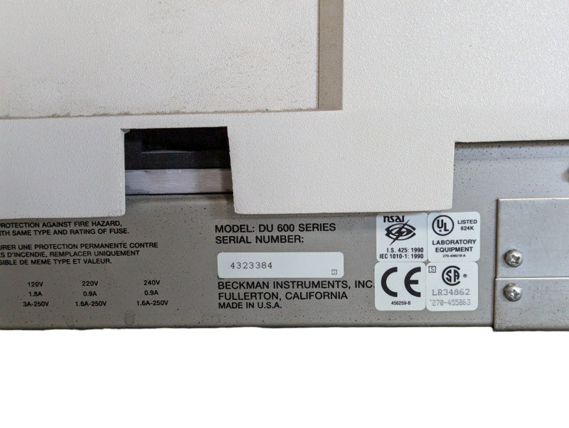 BECKMAN DU 60 Spectrophotometer  -