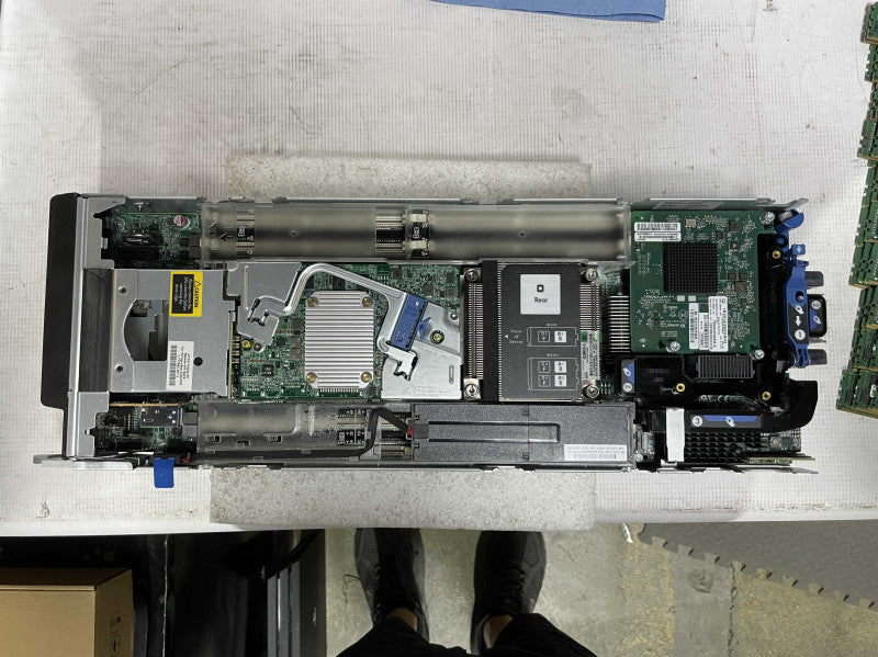 2x HP Proliant BL460C Gen 9 Blade servers, 2x Xeon E5-2640v3 2.60GHz, No RAM
