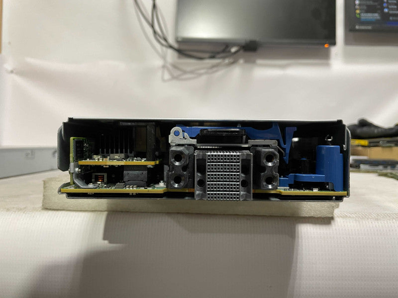 2x HP Proliant BL460C Gen 9 Blade servers, 2x Xeon E5-2640v3 2.60GHz, No RAM