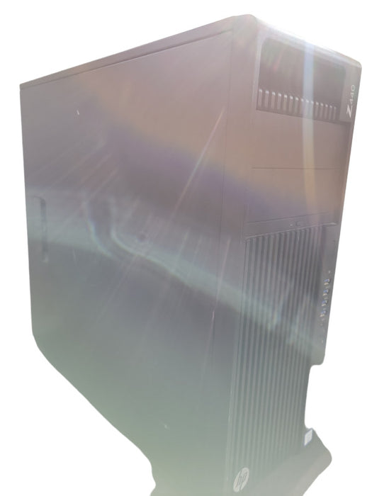 HP Z440 Workstation | Xeon E5-1620 v4 @ 3.50GHz 4C, 8GB DDR4, No GPU/HDD\\'s !