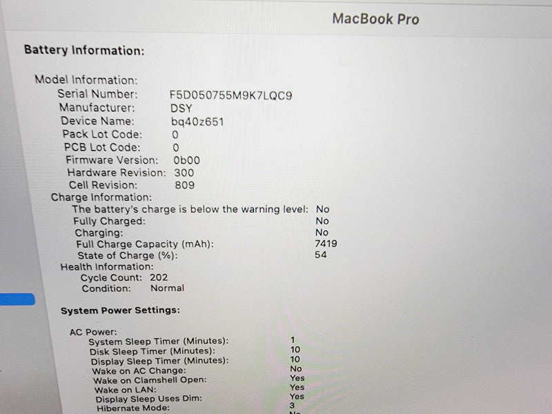 Apple Macbook Pro 2019 16\\" 6-Core i7-9750H @ 2.6GHz 16GB DDR4 512GB SSD Radeon Pro 5300M 4GB (