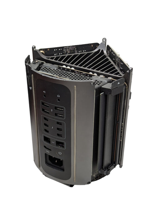 Apple Mac Pro Trashcan PLEASE READ   -