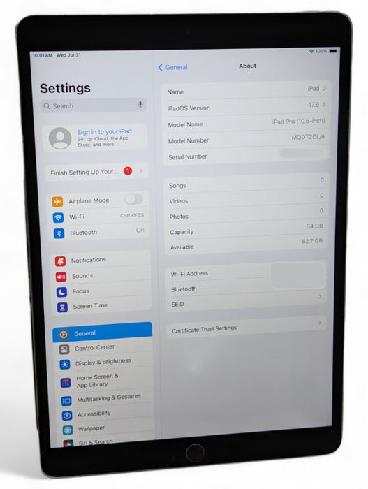Apple iPad Pro (10.5-inch) A1701 64GB UNLCOKED  -