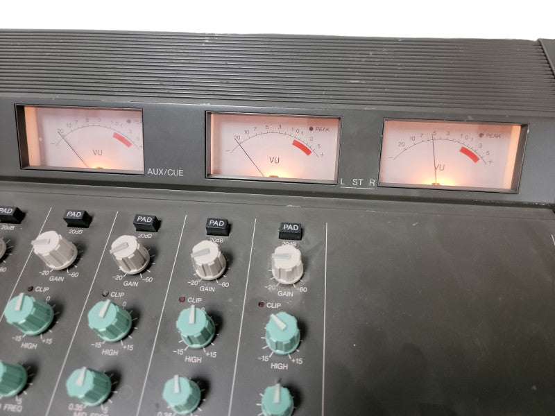 Vintage Yamaha Mixer MC802 Analog Audio Console System 8 Channel Sound Board