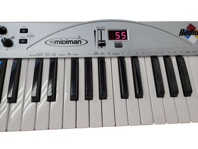 M-Audio Radium Midiman Keyboard 61 Keys Silver Q