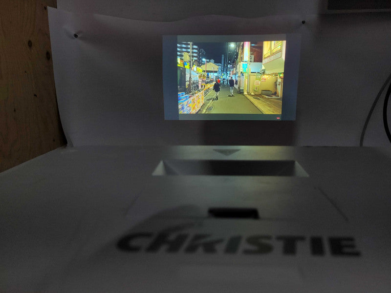 Christie LWU502, 3LCD WUXGA 5000 Lumen Projector, Lamp hour: 606Hrs