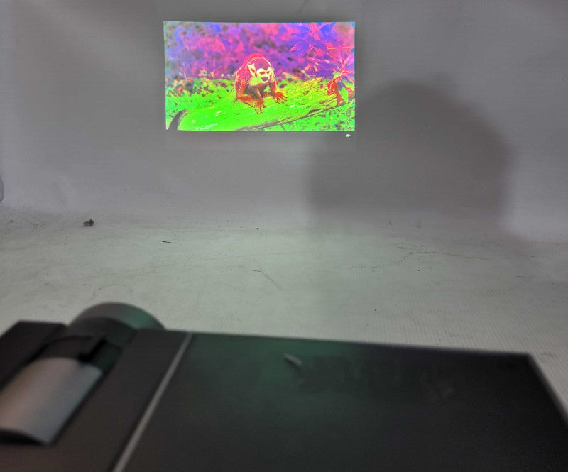 Dell M210X XGA Portable Projector, Lamp Hour: 812Hrs w/ Case & HDMI