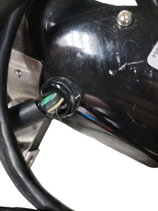 Speedotron Universal Light Unit with Reflector, Model 101  Q