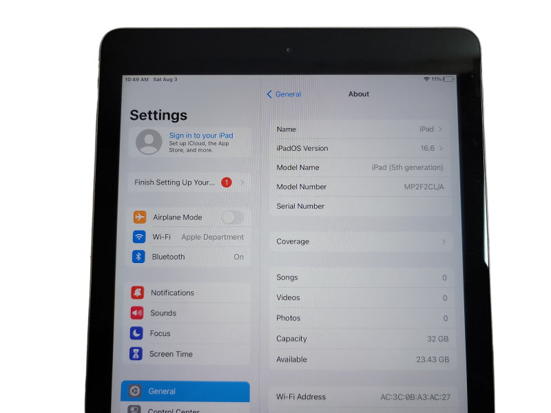 Apple iPad 5th Gen - 32GB - Gray (