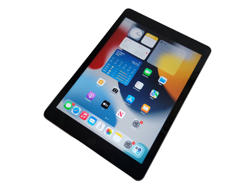 Apple iPad 6th Gen - 128GB - Gray (