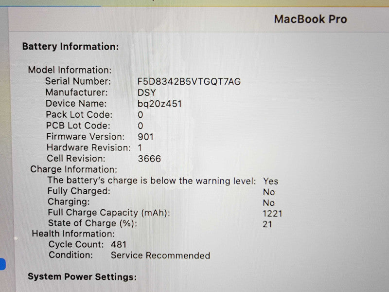 Apple Macbook Pro 2017 13" 2-Core i5-7360U @ 2.3GHz 8GB DDR3 250GB SSD (