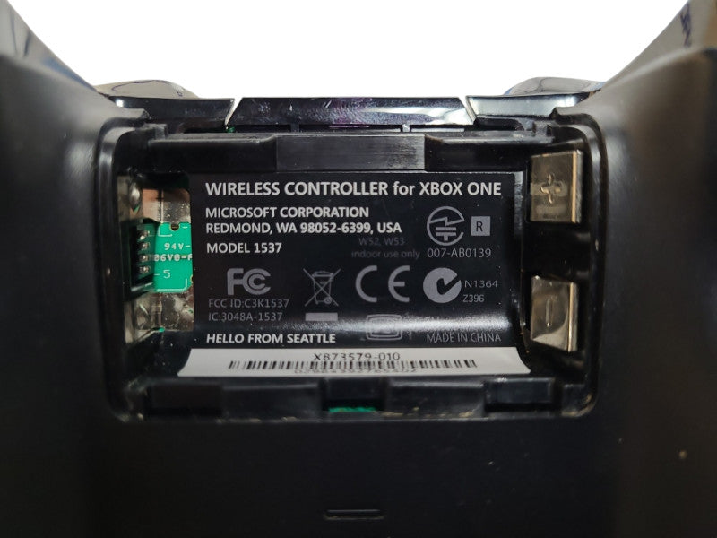 Microsoft Xbox One Wireless Controller Black 1537, READ