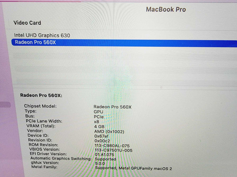 Apple Macbook Pro 2018 15" 6-Core i7-8750H @ 2.2GHz 16GB DDR4 256GB SSD Radeon Pro 560X 4GB (