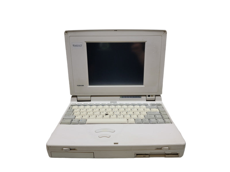 Vintage Toshiba Satellite Pro T2400CT| 486DX2-50| 16KB RAM | NO HDD  β