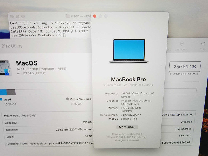 Apple Macbook Pro 2020 13" 4-Core i5-8257U @ 1.4GHz 8GB DDR3 256GB SSD (