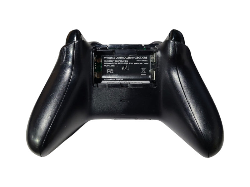 Microsoft Xbox One Wireless Controller Black 1697, READ