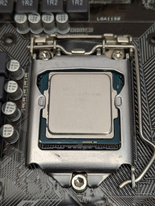 ASUS Z97-A with Intel Core i7-4790K @4.00Ghz 16GB RAM  -