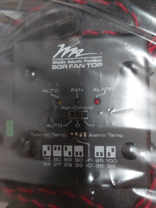 Middle Atlantic Products Enclosure 552 CFM FanTopwController Mdl:BGR-552FT-FC Q=