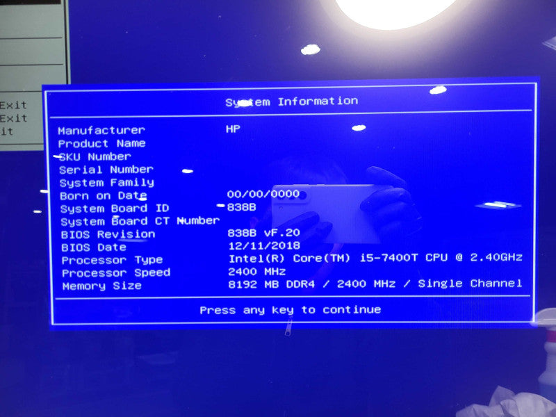 HP Pavilion 27-r039 AiO i7-7400T @ 2.4GHz 8GB DDR4 480GB SSD $