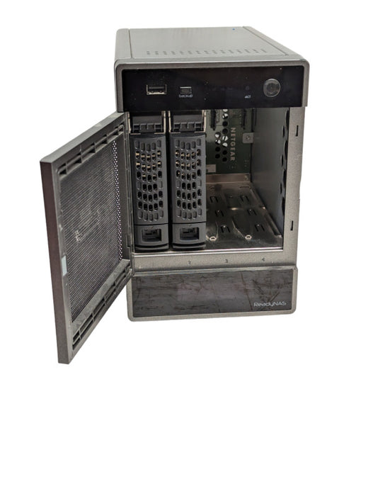 Netgear RNDU4000 RND-4A 4 bay NAS with 2 4TB HDDs installed  -