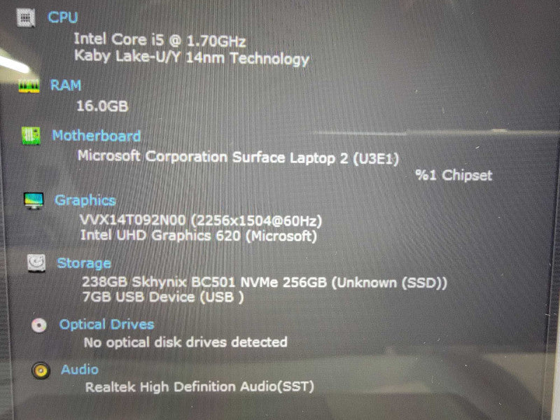 MS Surface Laptop 2 1769 | 4-Core i5-8350U @1.7GHz |16GB RAM 256GB SSD - READ  Lap200