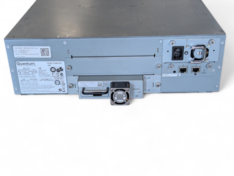 Quantum Scalar i40 Tape Library with 1 LTO 5 drive  -