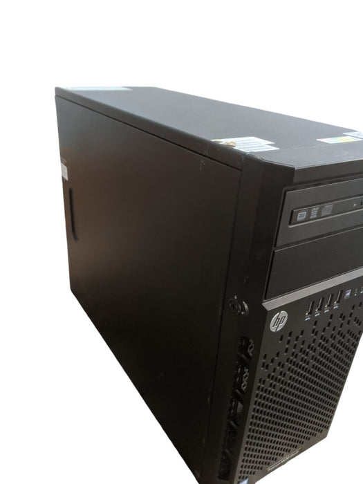 HP ProLiant ML30 Gen9 | Xeon E3-1220 v5 | 16GB DDR4 | No HDD | B140i RAID