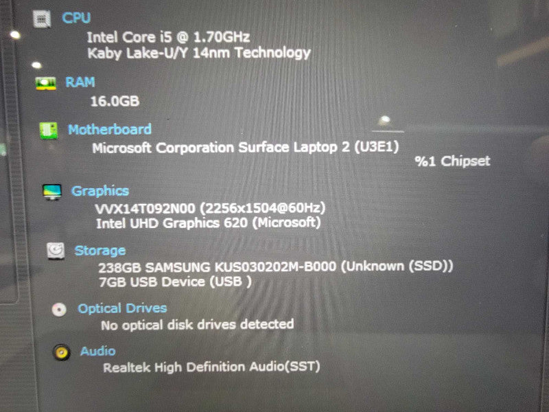 MS Surface Laptop 2 1769 | 4-Core i5-8350U @1.7GHz | 16GB RAM | 256GB SSD  Lap200