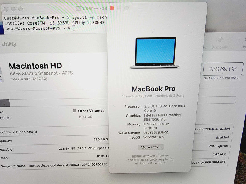 Apple Macbook Pro 2018 13" 4-Core i5-8259U @ 2.3GHz 8GB DDR3 256GB SSD (