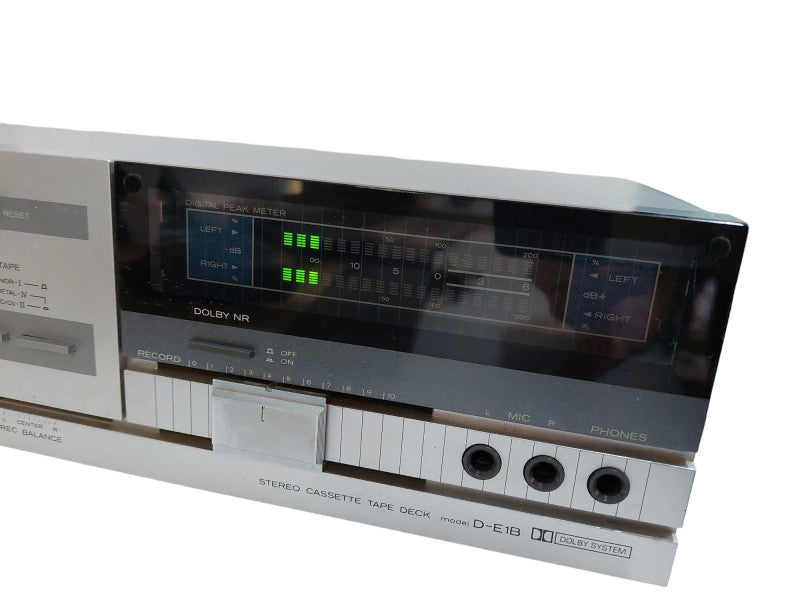 Hitachi Stereo Cassette Tape Deck Model: D-E1B =