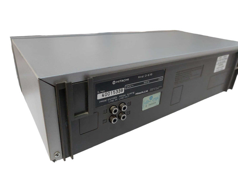 Hitachi Stereo Cassette Tape Deck Model: D-E1B =