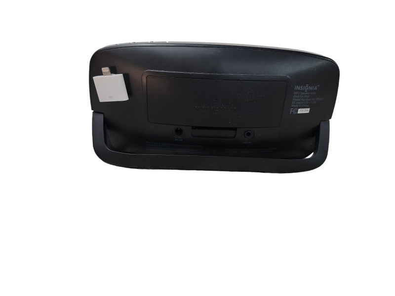 Insignia NS-IPSD2 Portable Speaker for MP3 Players W/ 24 pin to lighting Q