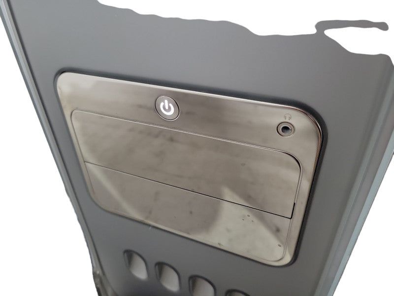 Apple Power Mac G4 Model M8570 Vintage 2002 WITH GPU NO HDD !