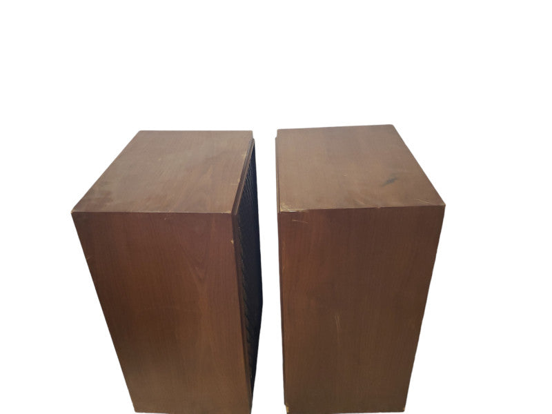 Pair of Vintage Sansui SP-50 Two Way Speakers 25watt Max