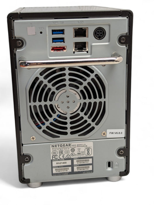 NETGEAR RND-4E RN21400 4 Bay NAS with 4 2TB HDDs installed  -