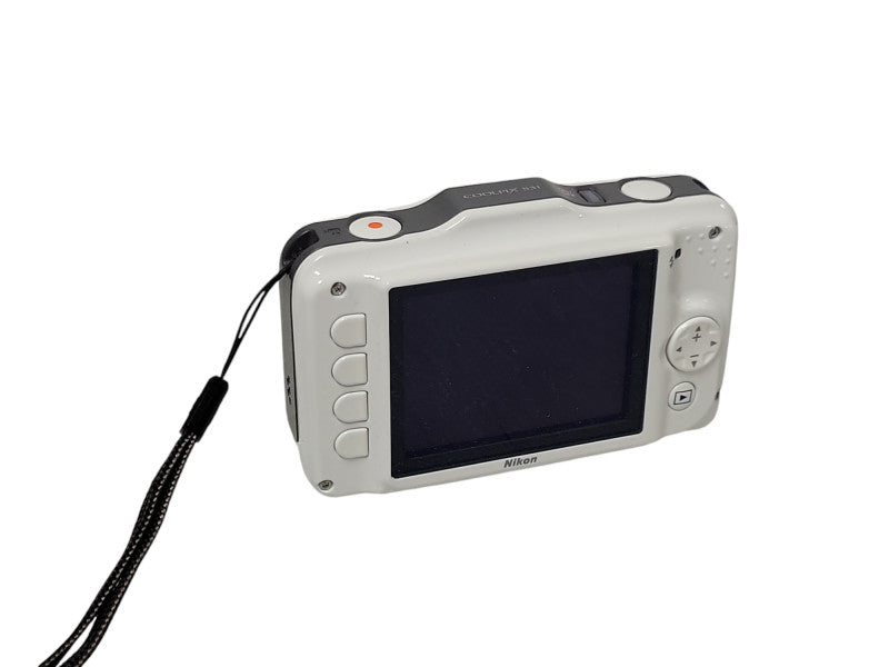 Nikon COOLPIX S31 10.1MP Digital Camera Waterproof camera White, READ _