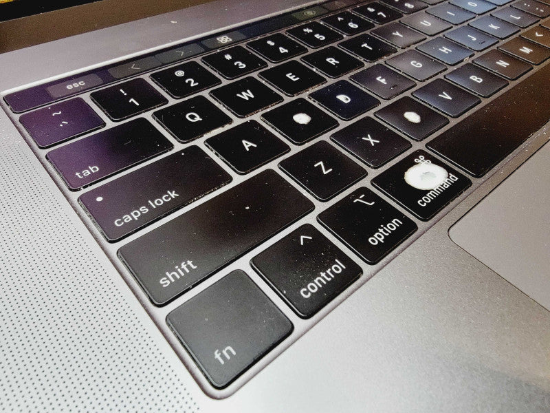 Apple Macbook Pro 2018 15" 6-Core i7-8850H @ 2.6GHz 16GB DDR4 512GB SSD (