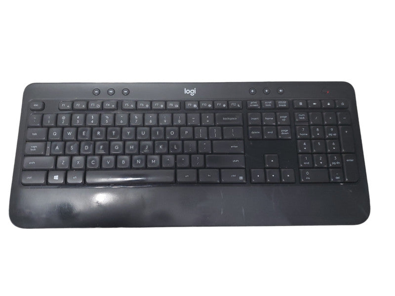 Logitech K540 Wireless Keyboard With Plug and Batteries